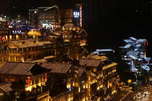 江北机场到洪崖洞怎么走