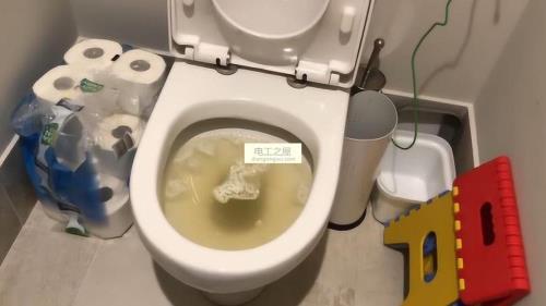 快速疏通马桶堵塞的小妙招