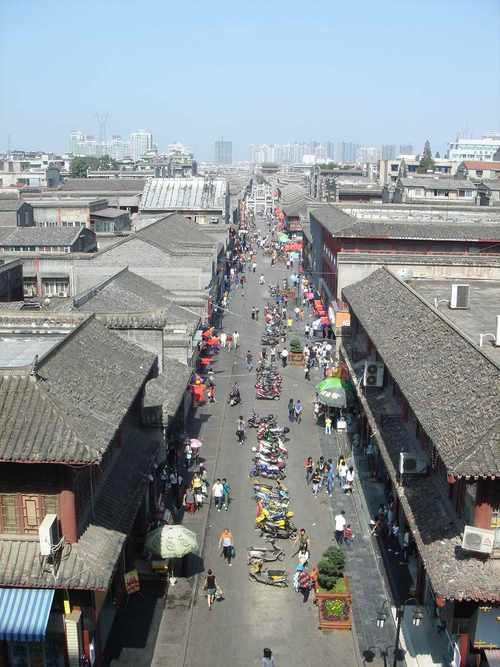 襄阳鼓楼停车哪里方便