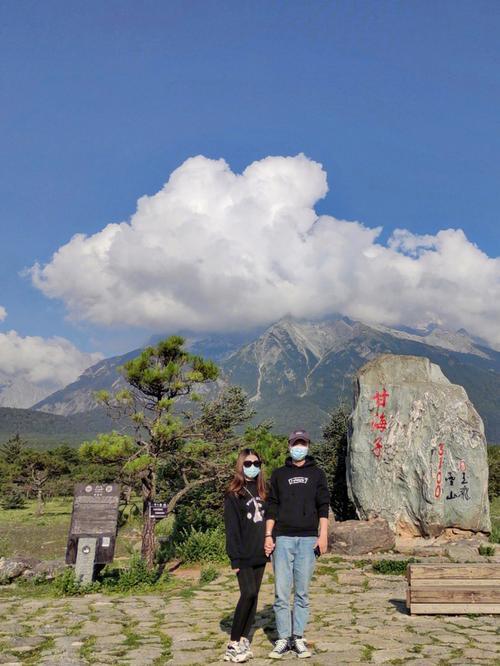 去玉龙雪山可以带单反相机吗