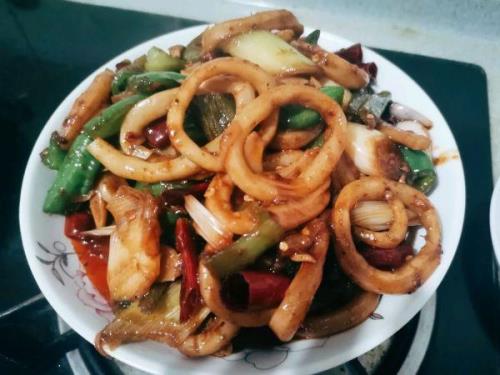 蒜香鱿鱼圈正宗做法