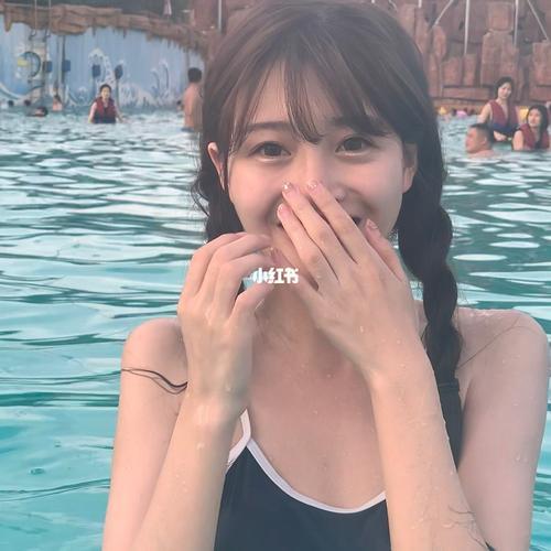 可以不穿泳衣玩水吗