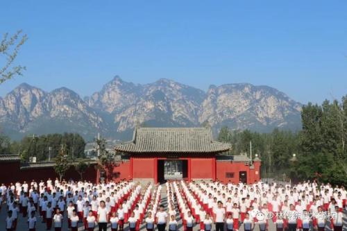 嵩山少林寺武校哪个好