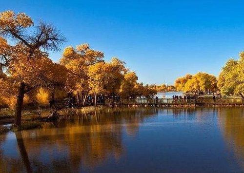 什么季节去甘肃旅游较好