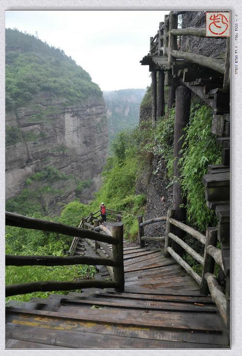 自驾剑门关该停哪个停车场