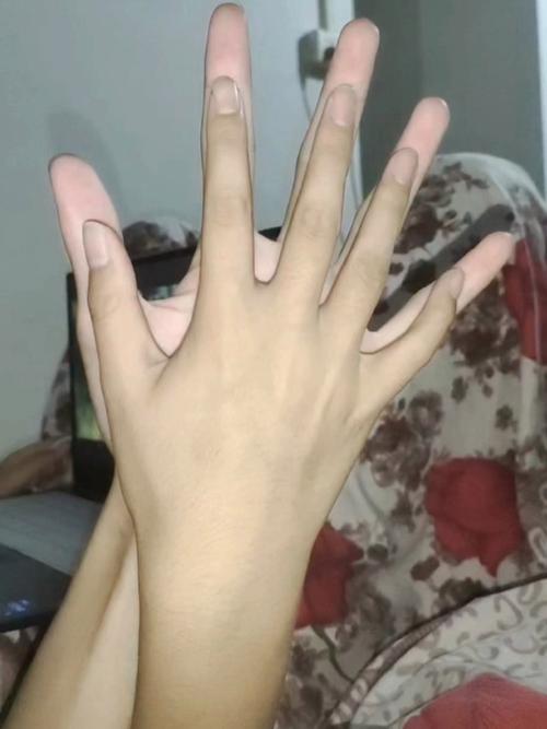 女人同意你摸她的手意味着什么