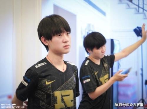 rngming什么时候去rng的