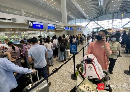 去白云机场接人，怎么接