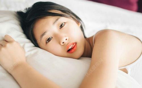 初中女生没有朋友怎么办