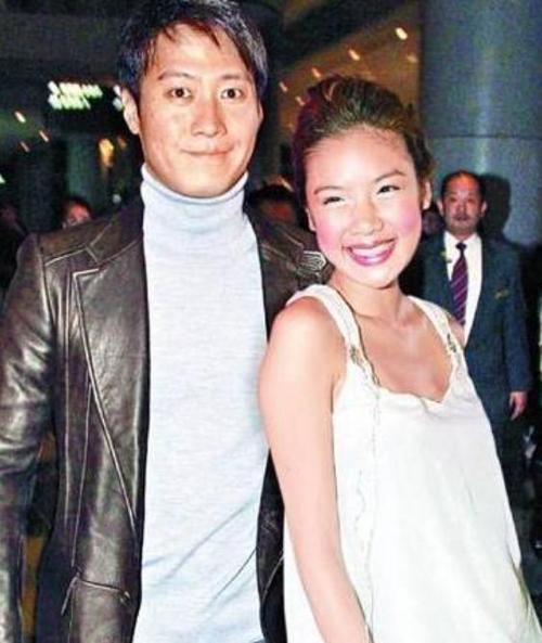 黎明比妻子大多少岁