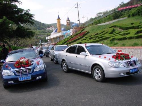 婚庆车队一般都用什么车