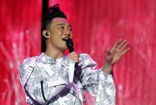 点点纷飞粤语歌曲