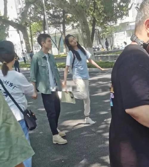 关晓彤和张一山关系