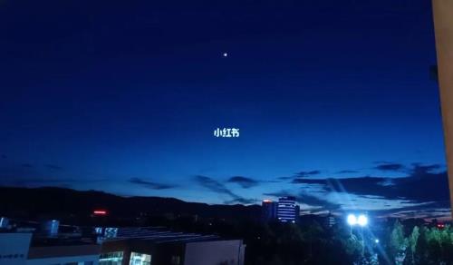 10点半到晚上八点半是几个小时