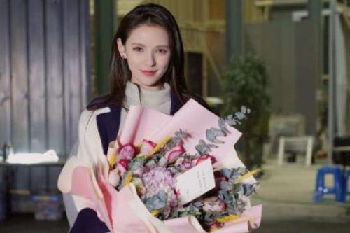 韫色过浓女主角叫什么