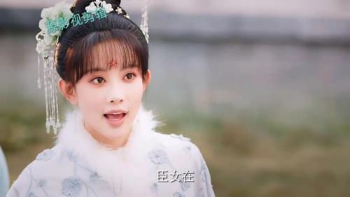 女主是花琉璃的小说