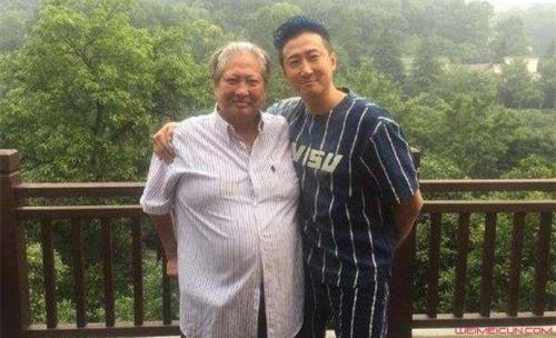 范丞丞洪天明颜值解析
