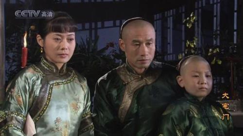 于荣光是七小福吗