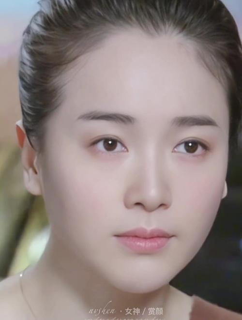 左小青为啥那么漂亮