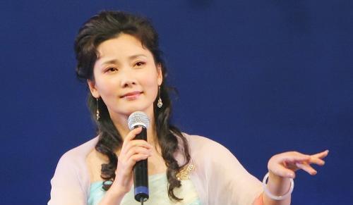 何赛飞身高体重是多少